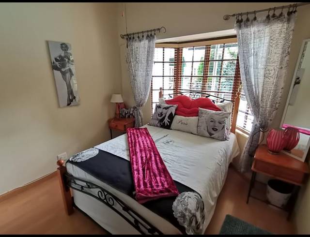 5 BEDROOM HOUSE FOR SALE IN VAALVIEW